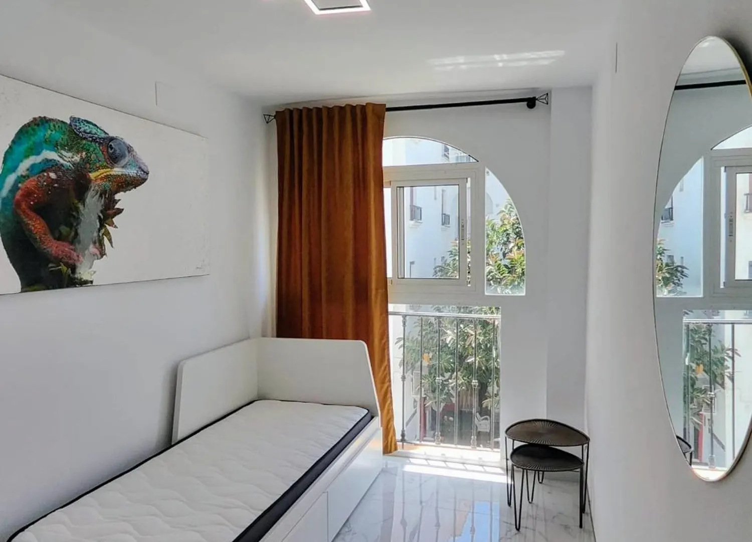 Sabinillas Beach Front Apartment 2 Bed San Luis de Sabinillas 0*,